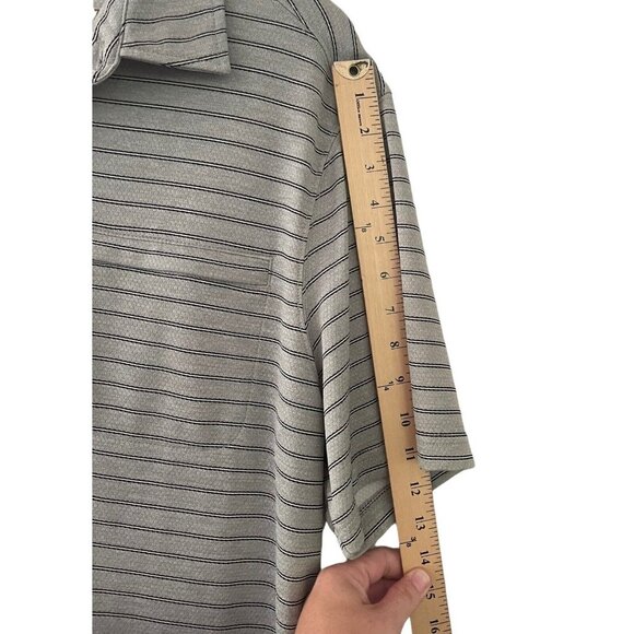 Duluth Trading Polo Shirt Mens Medium Gray Short Sleeve Relaxed Fit Zip Pocket - Picture 6 of 7